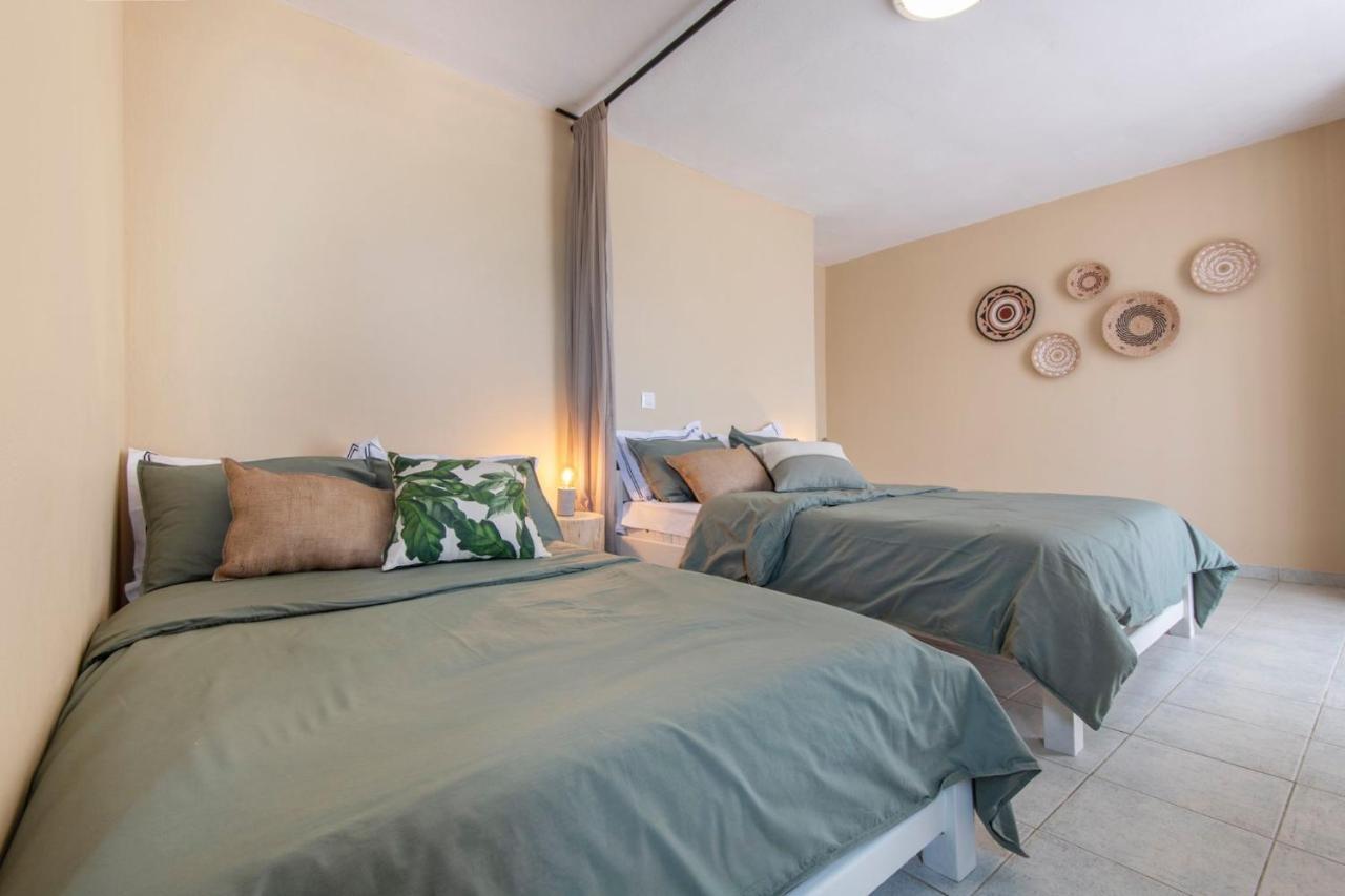 Puerto Seaside Rooms Akhladherí Eksteriør bilde