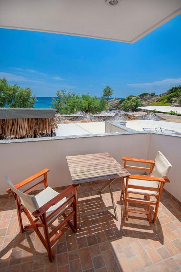 Puerto Seaside Rooms Akhladherí Eksteriør bilde