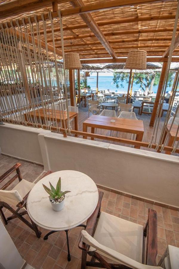 Puerto Seaside Rooms Akhladherí Eksteriør bilde