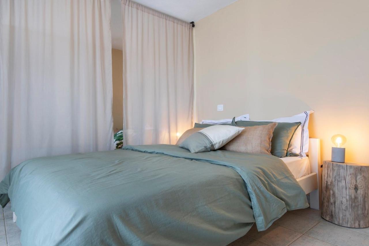 Puerto Seaside Rooms Akhladherí Eksteriør bilde